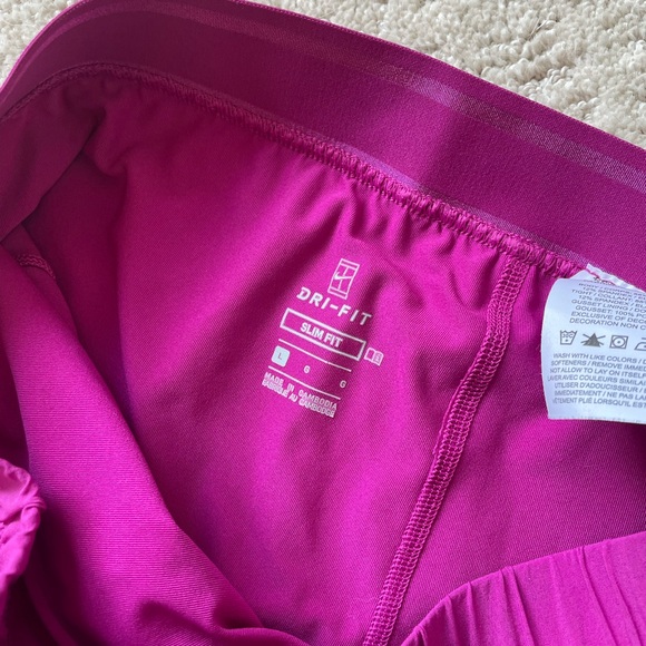 Nike Dri Fit Shorts - Picture 2 of 2